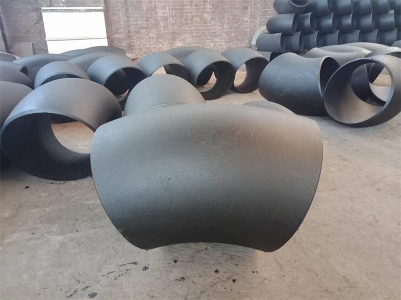 Carbon steel seamless elbow